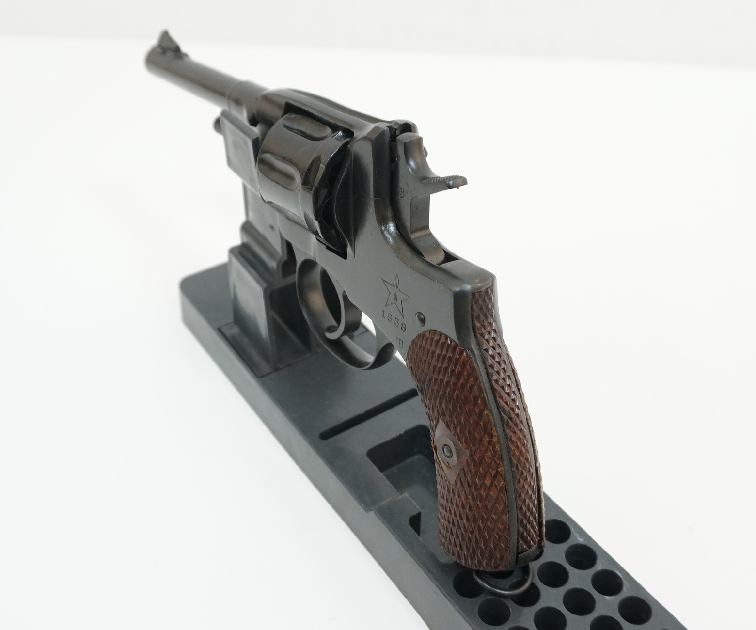 Оружие списанное, охолощенное "Наган" СО-95/9,